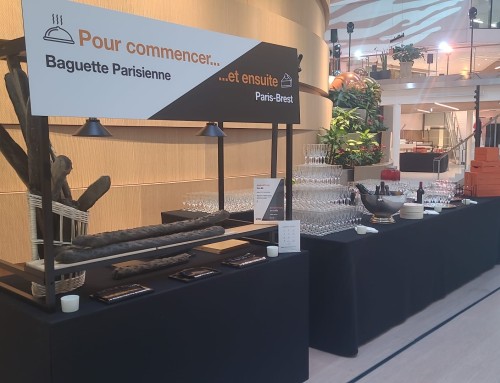 Maison A table : Supports aimantés pour une signalétique qui change au rythme des événements