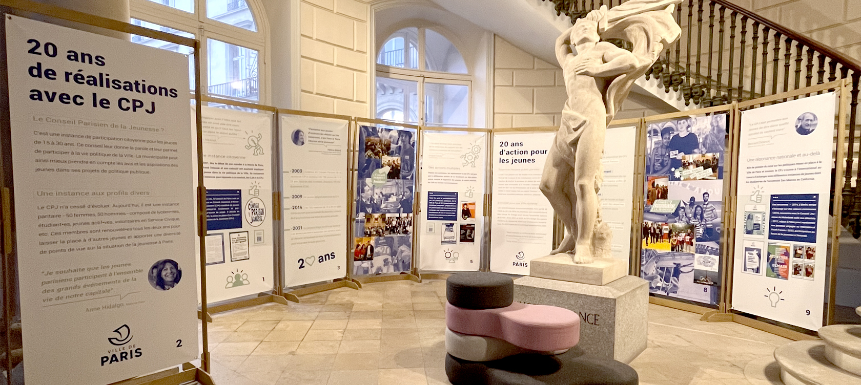 Portique Paulette - Totem bois eco-concu