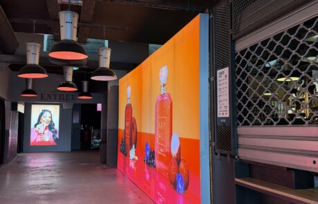 Kayali à l'Atelier des Lumières — scénographie événementielle Atelier Images & Cie