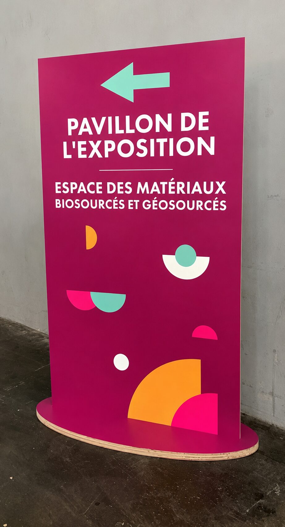 Habillage de chantier et panneau de projet urbain